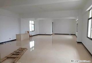 学海路上120平米 可做培训基地或者办公室场地很宽阔带大露台 - 红河28生活网 honghe.28life.com