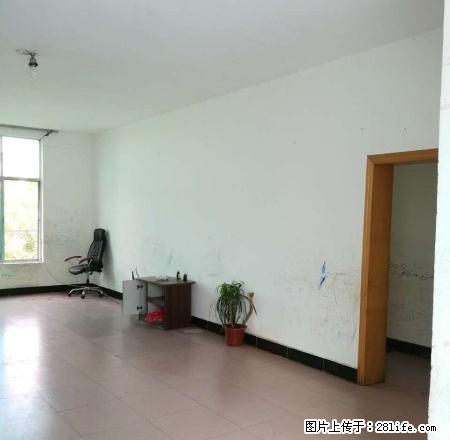 富康路 两个铺面 楼上2层房间 适合做各种生意 - 房屋出租 - 房屋租售 - 红河分类信息 - 红河28生活网 honghe.28life.com