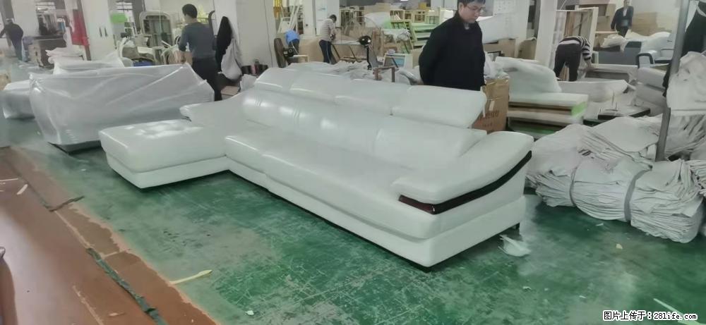 【大厂仿真皮沙发】实木框架,高回弹海绵45密度。全新包装,质量非常好,3.6米右贵妃 - 各类家具 - 居家生活 - 红河分类信息 - 红河28生活网 honghe.28life.com